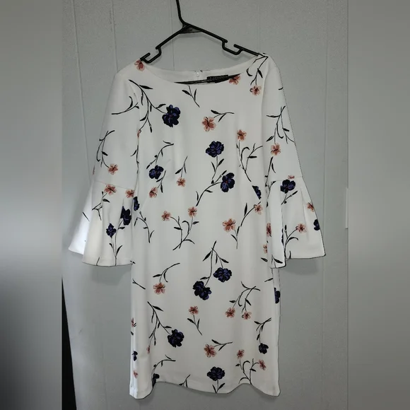 Ralph Lauren Stunning 😍 Boho Style Floral Bell Sleeve Dress - Picture 4 of 16